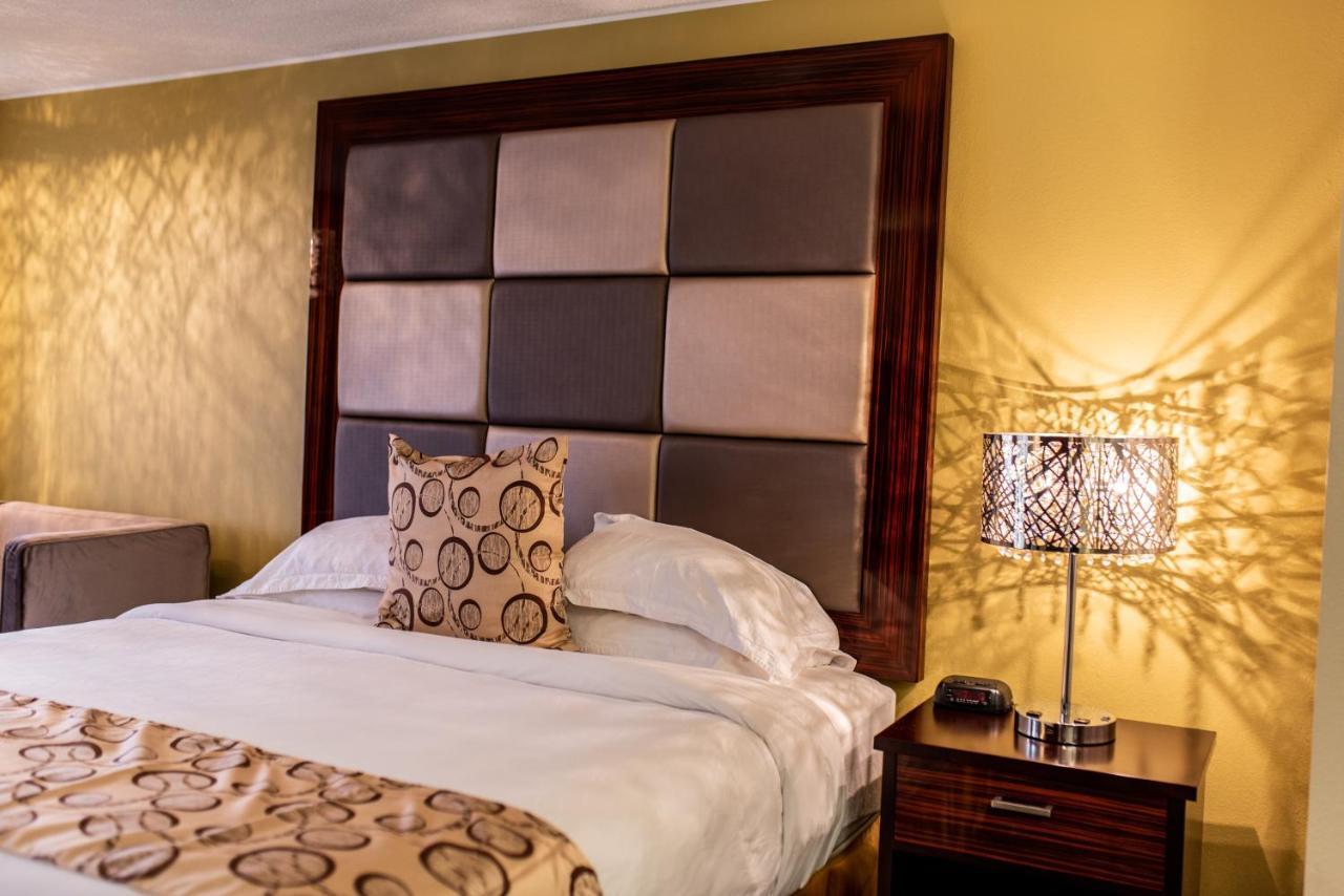 Gateway Inn And Suites Salida Esterno foto
